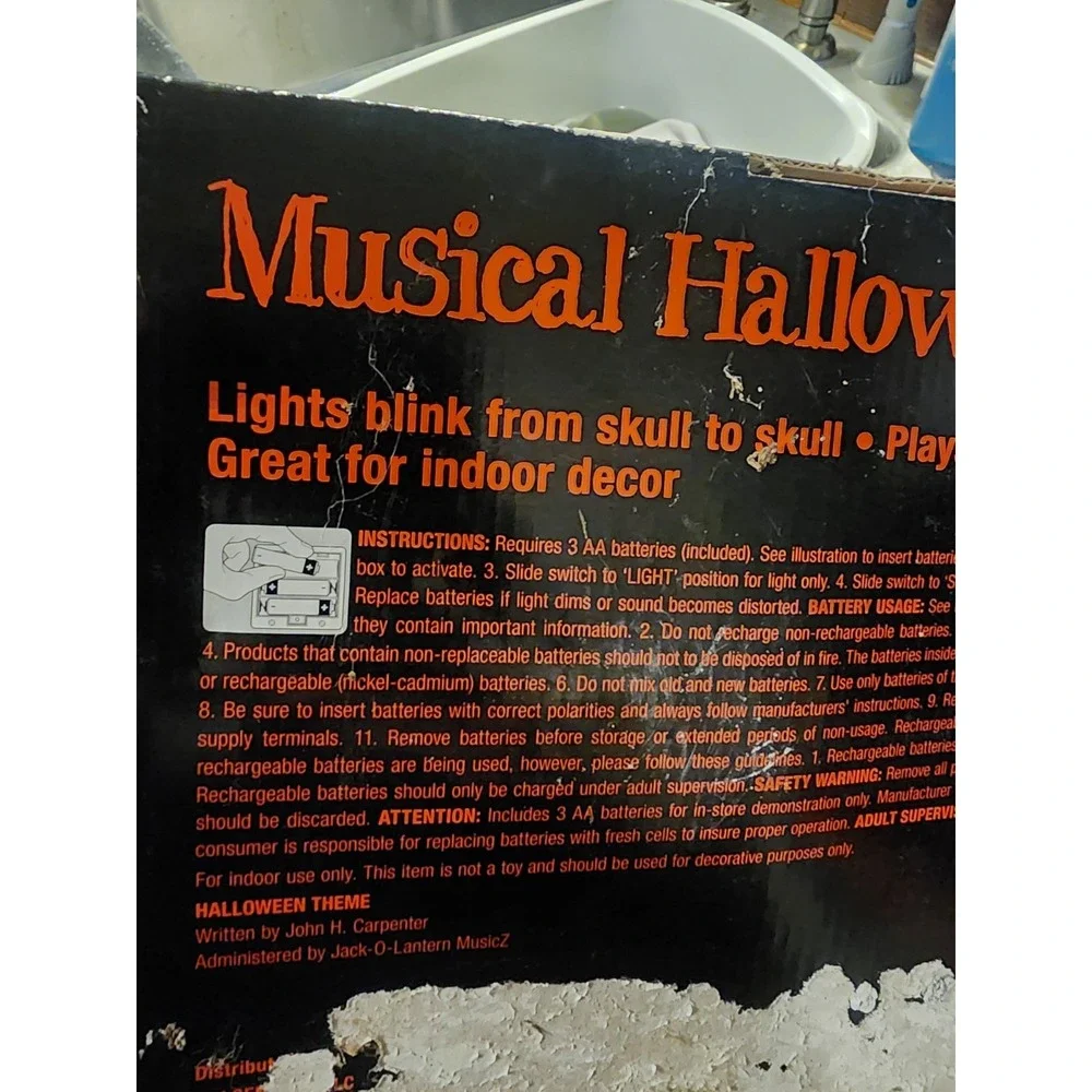 Vintage‎ Gemmy Skull Musical Blinking Halloween Lights, New, Plays 